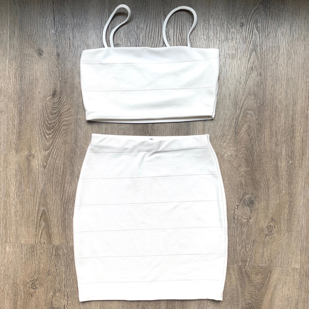 Missguided White Two Piece Top Skirt Set Sz 2 XS